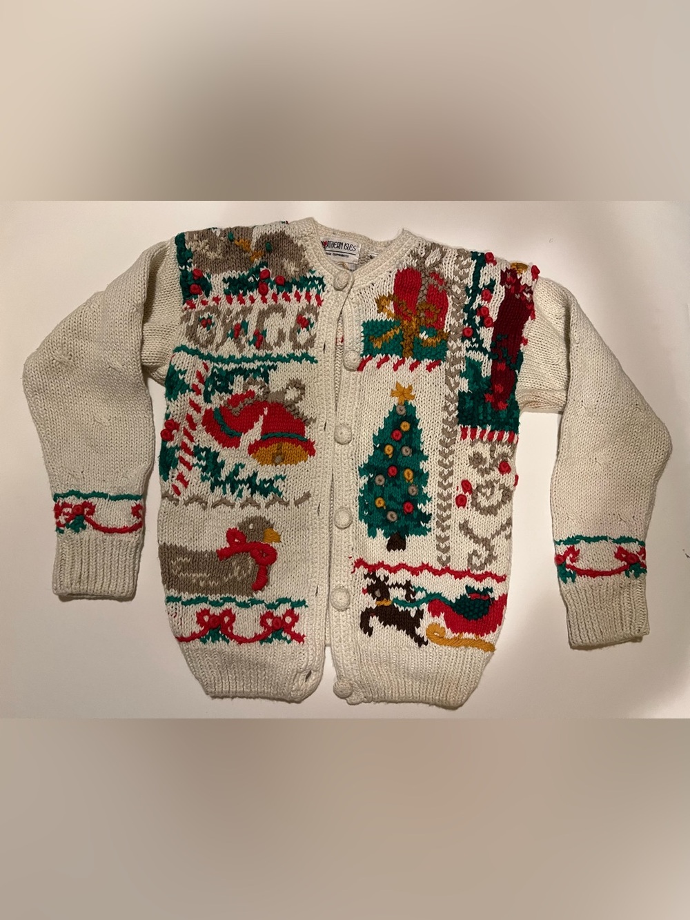 VINTAGE GIRL’S NORTHERN ISLES KNITTED HOLIDAY CARDIGAN.